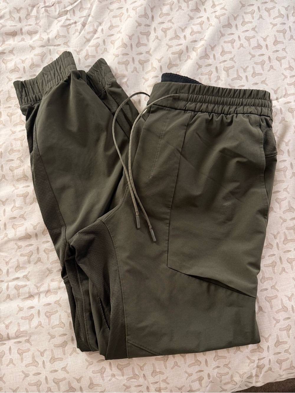Men’s Lululemon Joggers